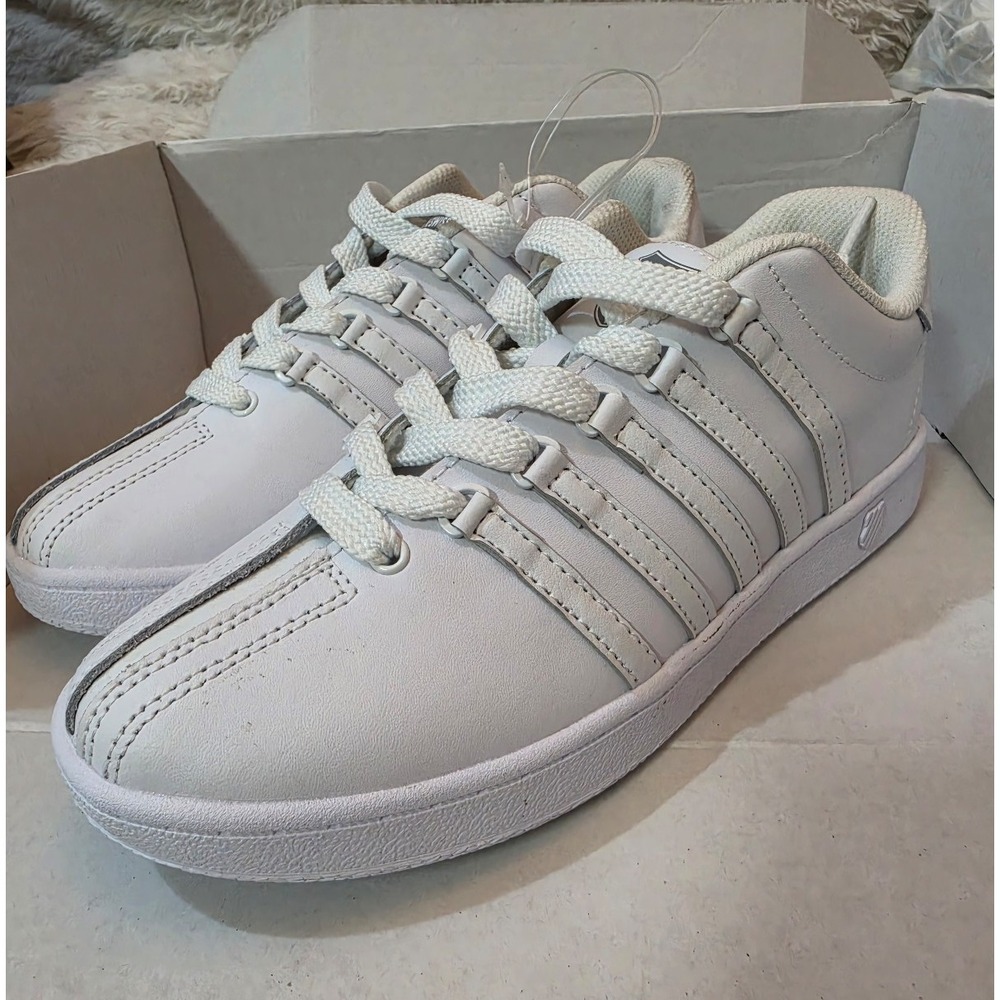 K-Swiss Womens Classic VN White Leather Sneakers 93336-101-M Size 5
